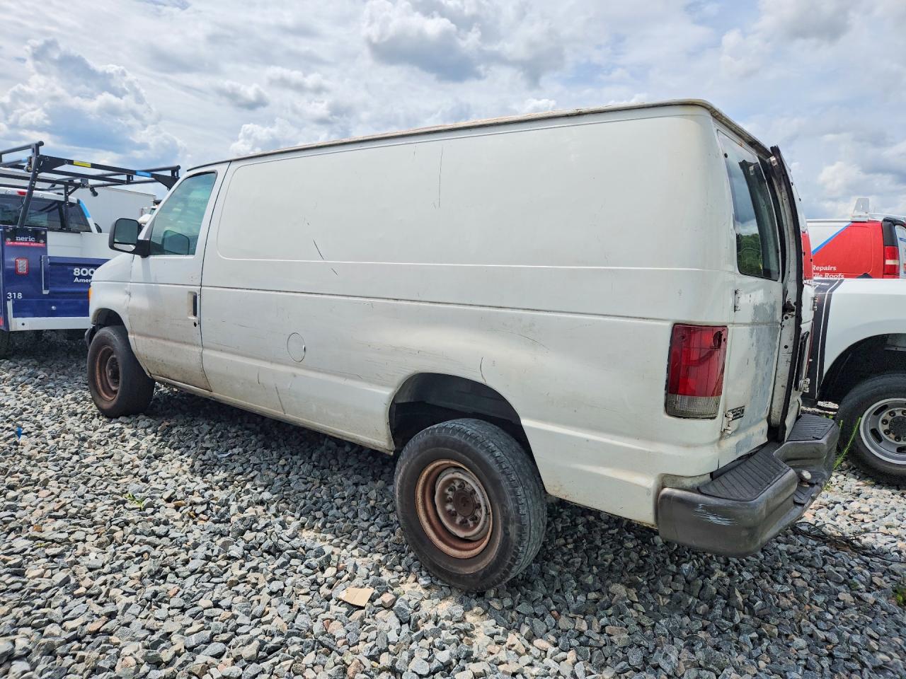 2006 FORD E250 DELIVERY VAN photo 2