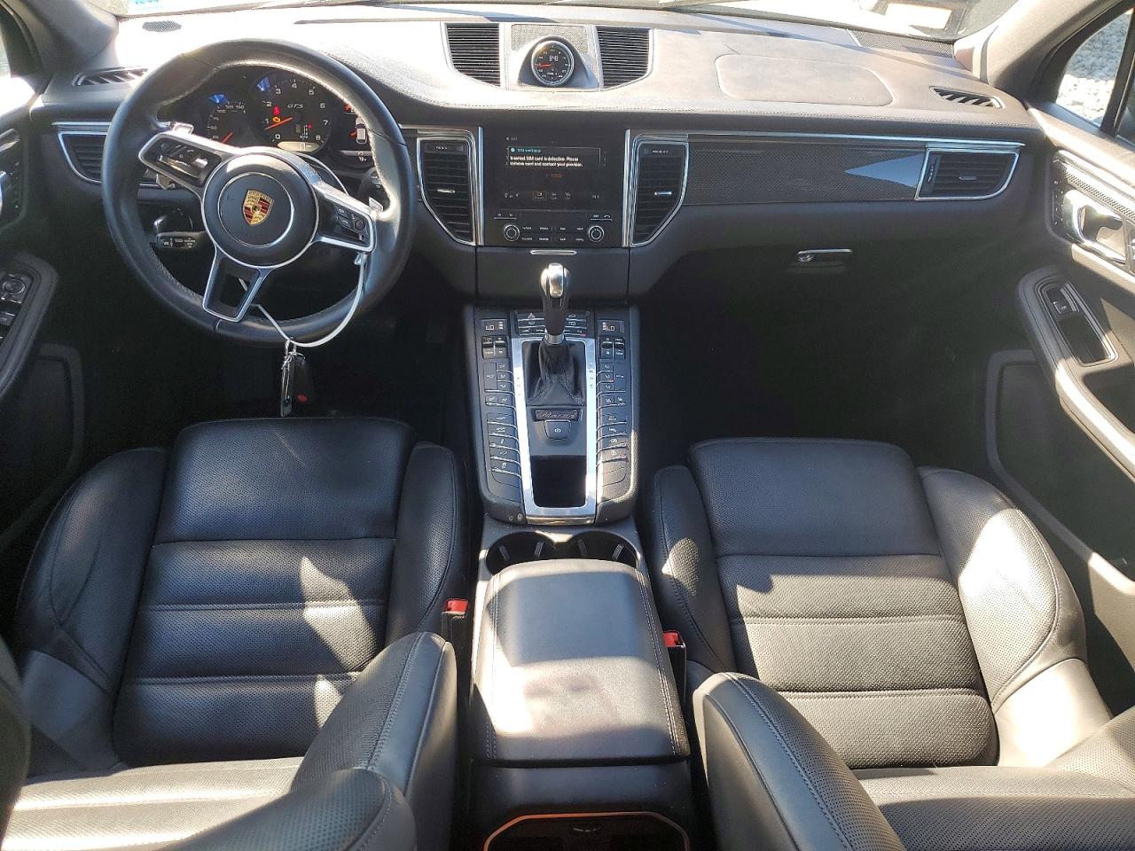 2017 PORSCHE MACAN GTS photo 15