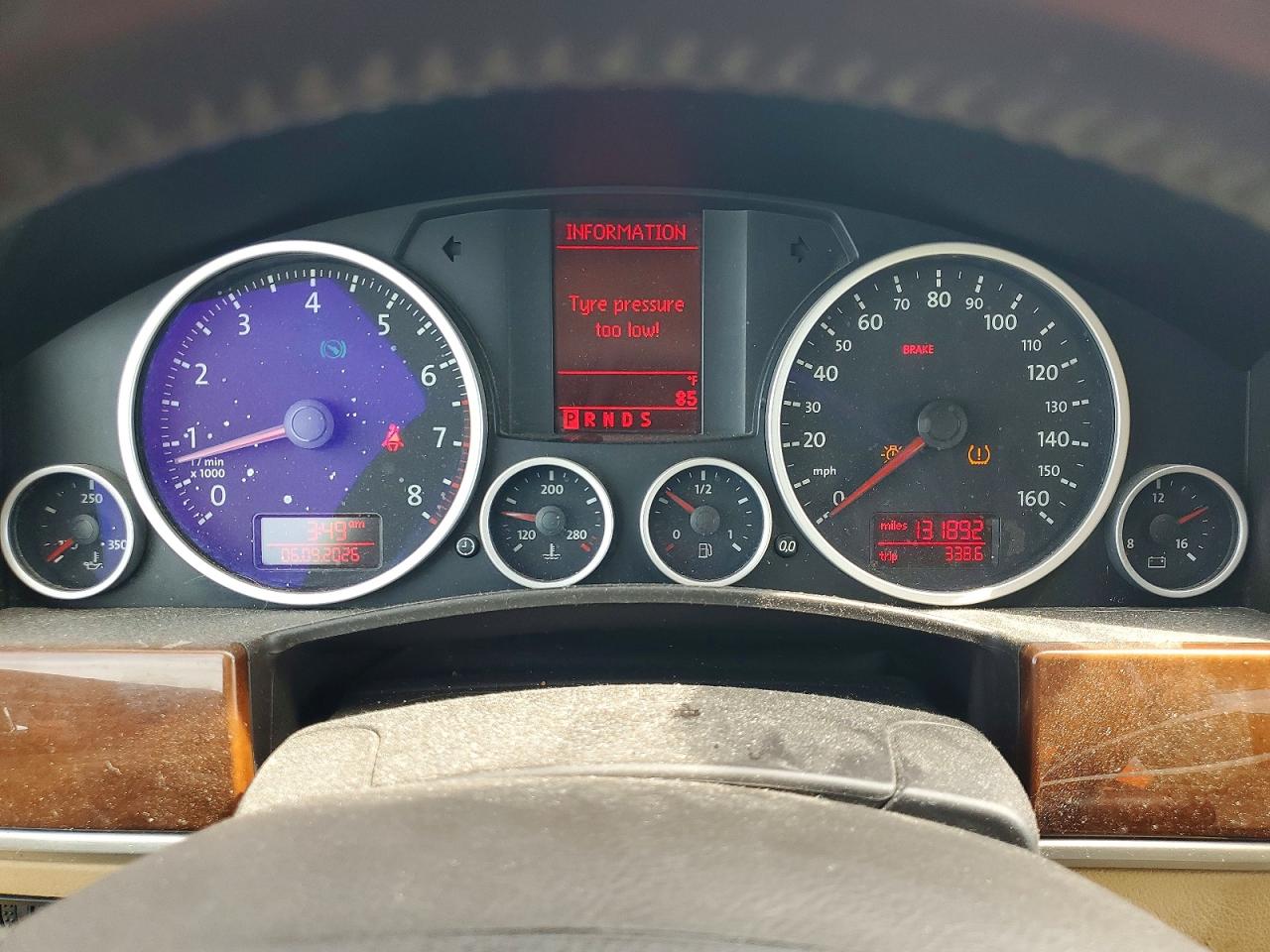 2010 VOLKSWAGEN TOUAREG V6 photo 9