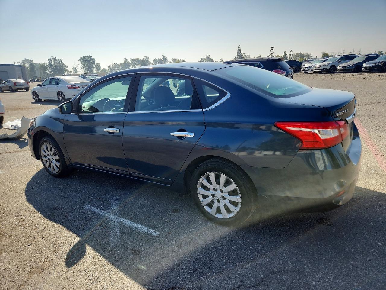 2017 NISSAN SENTRA SV photo 3