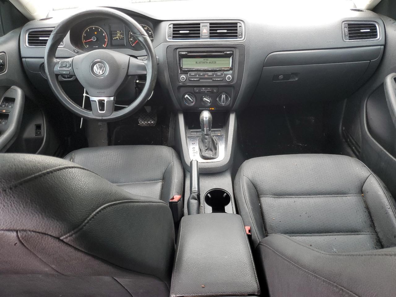 2011 VOLKSWAGEN JETTA SE photo 15