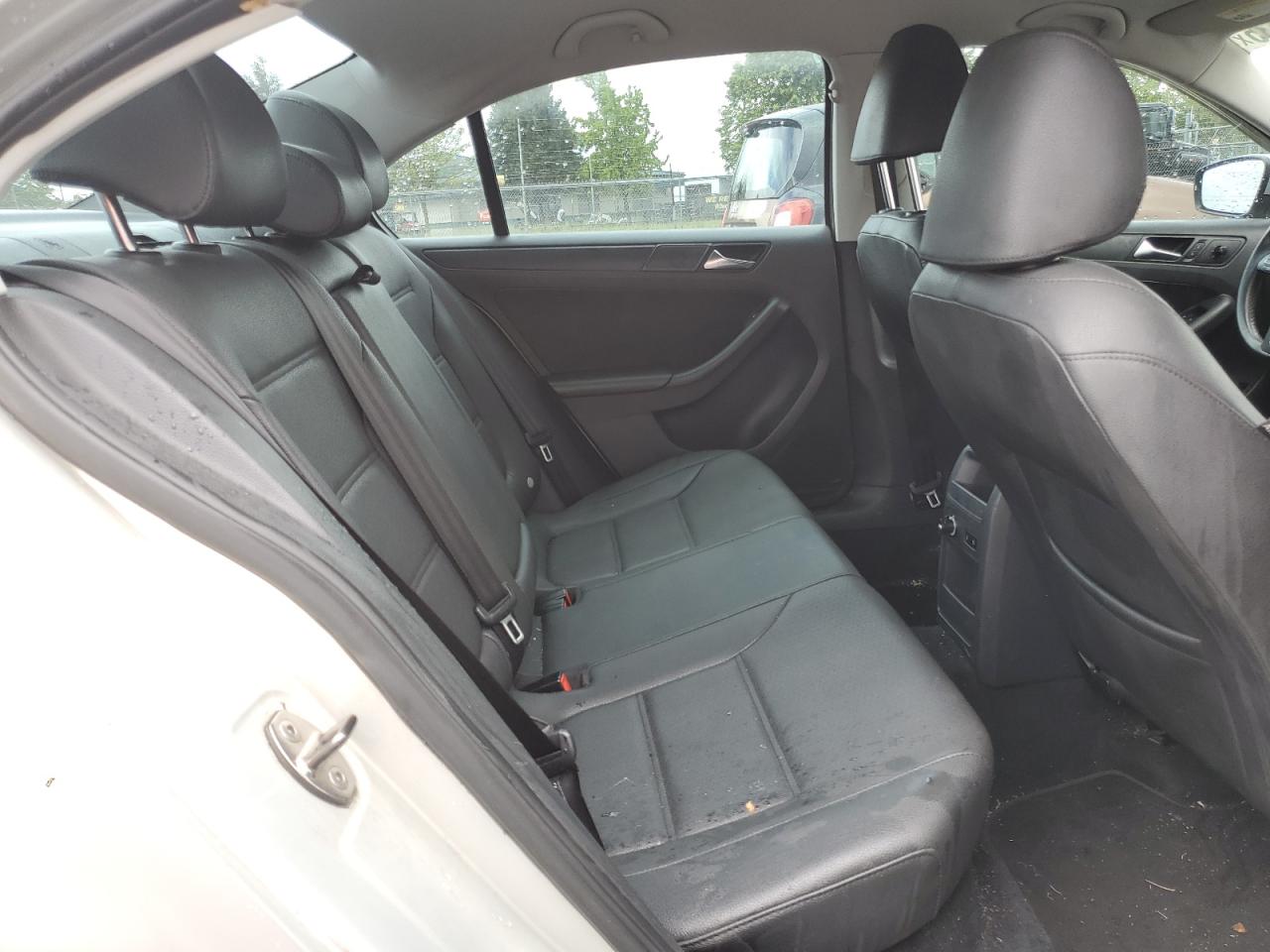 2011 VOLKSWAGEN JETTA SE photo 19
