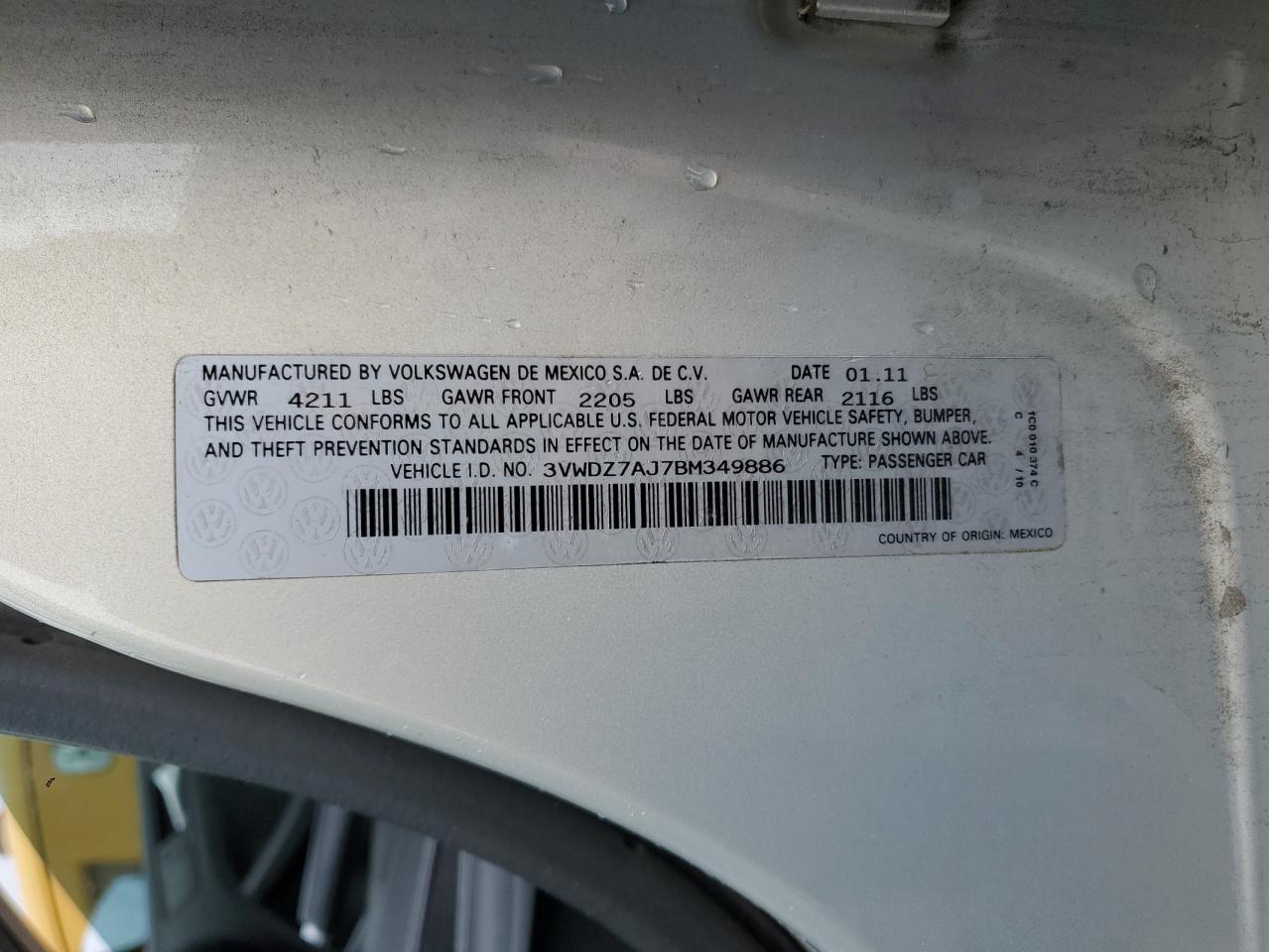 2011 VOLKSWAGEN JETTA SE photo 23