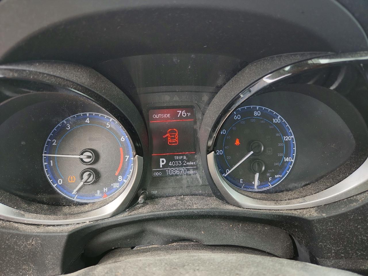 2015 TOYOTA COROLLA S PLUS photo 17