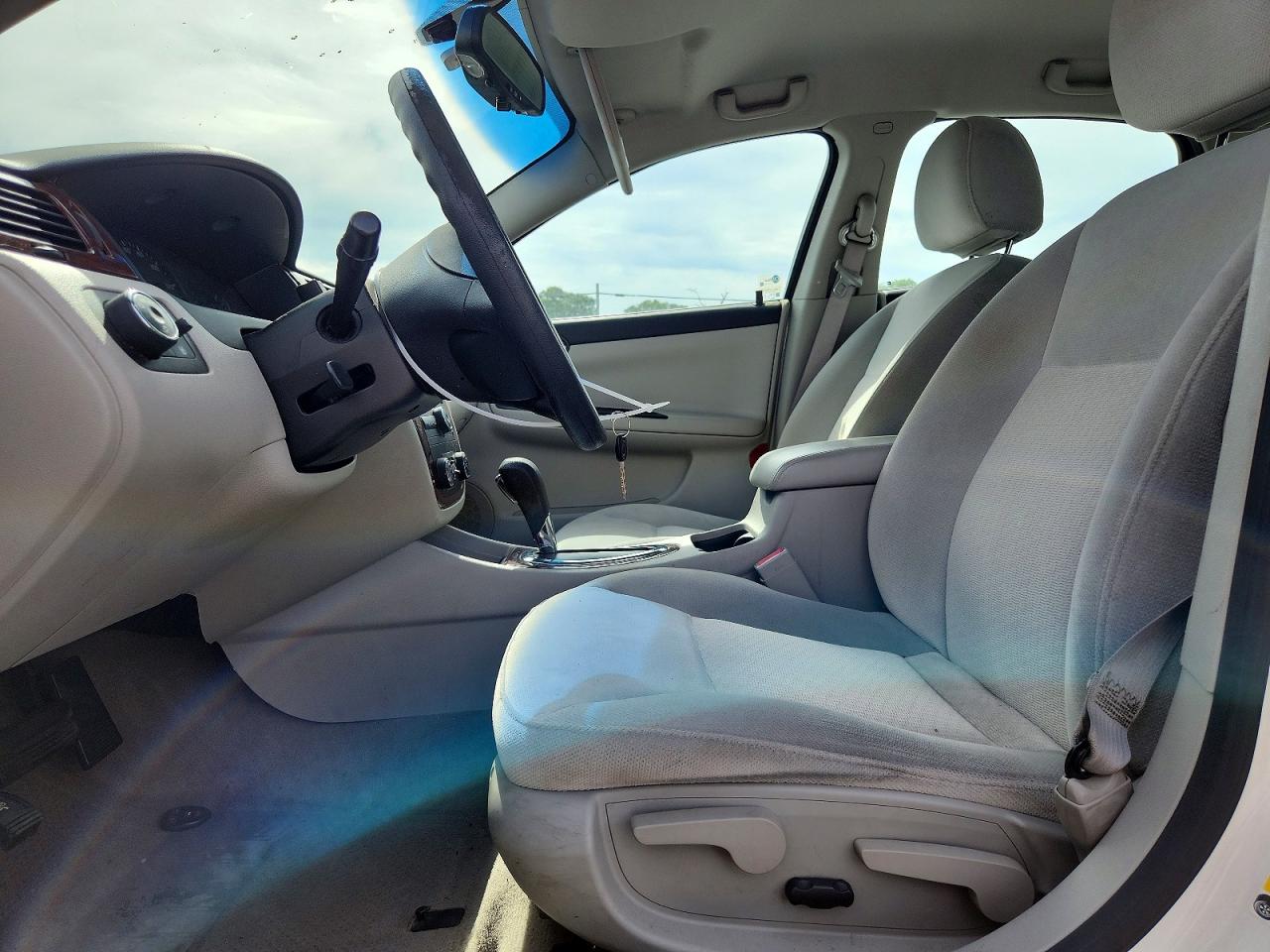 2009 CHEVROLET IMPALA LS photo 13