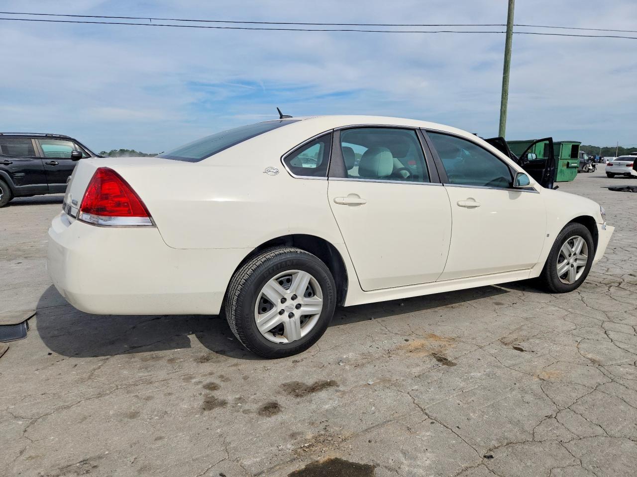 2009 CHEVROLET IMPALA LS photo 5
