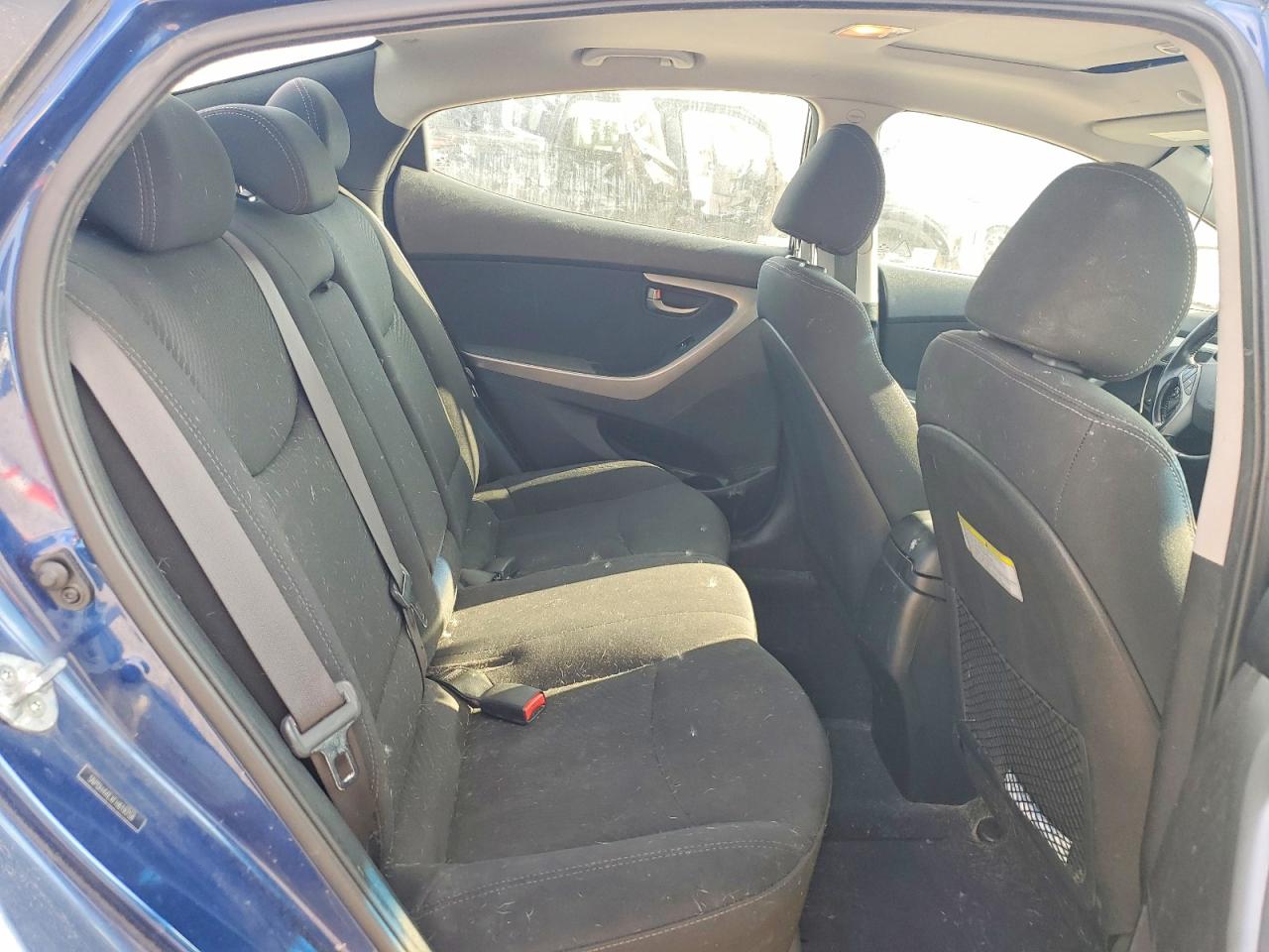 2015 HYUNDAI ELANTRA SE photo 19