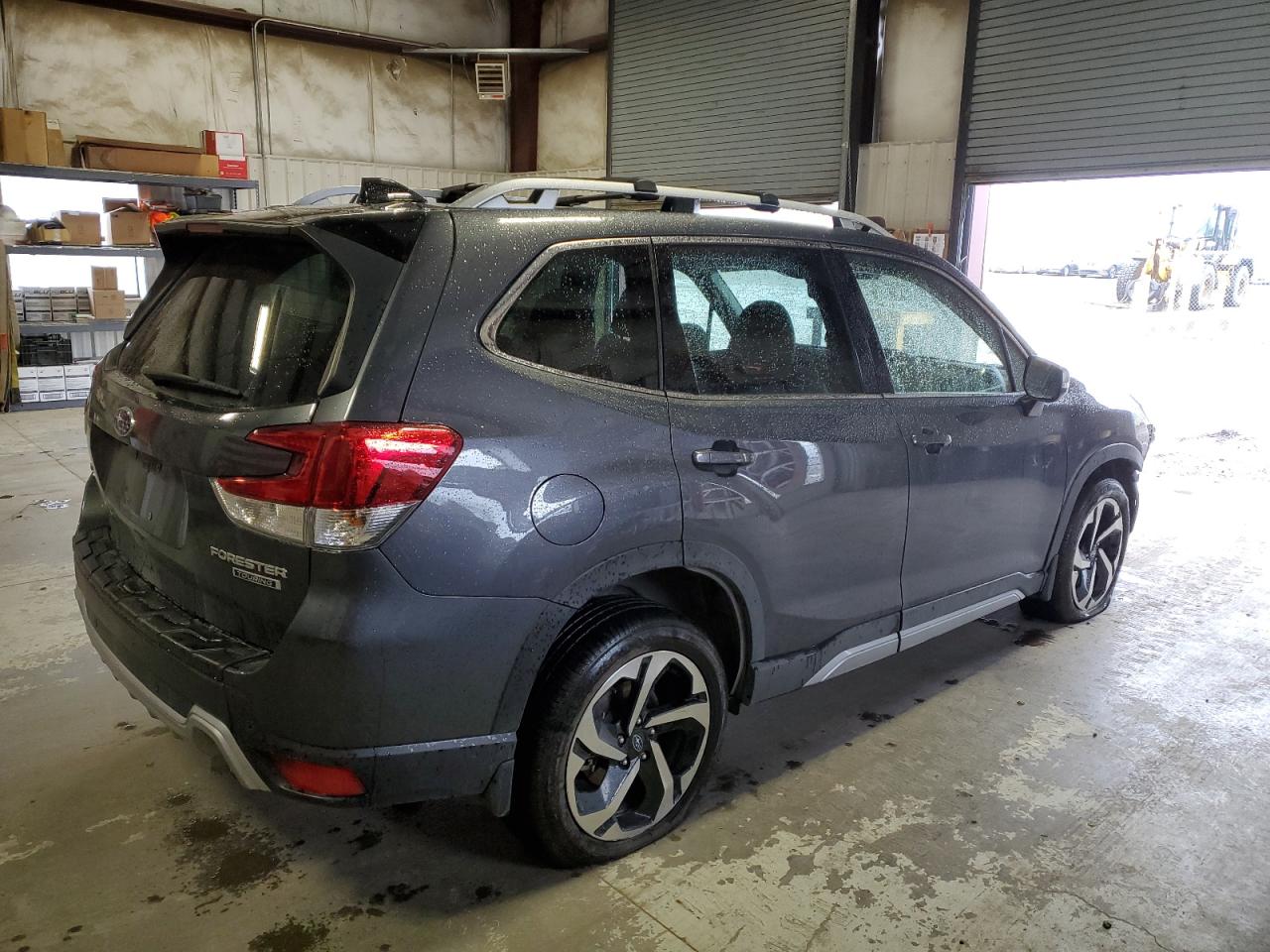 2024 SUBARU FORESTER TOURING photo 7