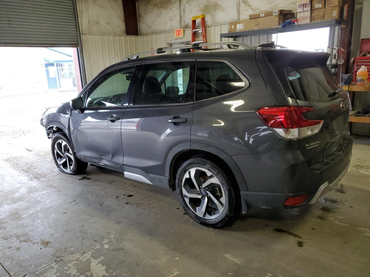 2024 SUBARU FORESTER TOURING photo 4