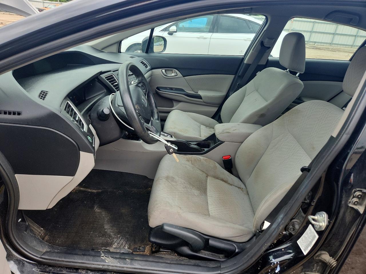 2015 HONDA CIVIC LX photo 13