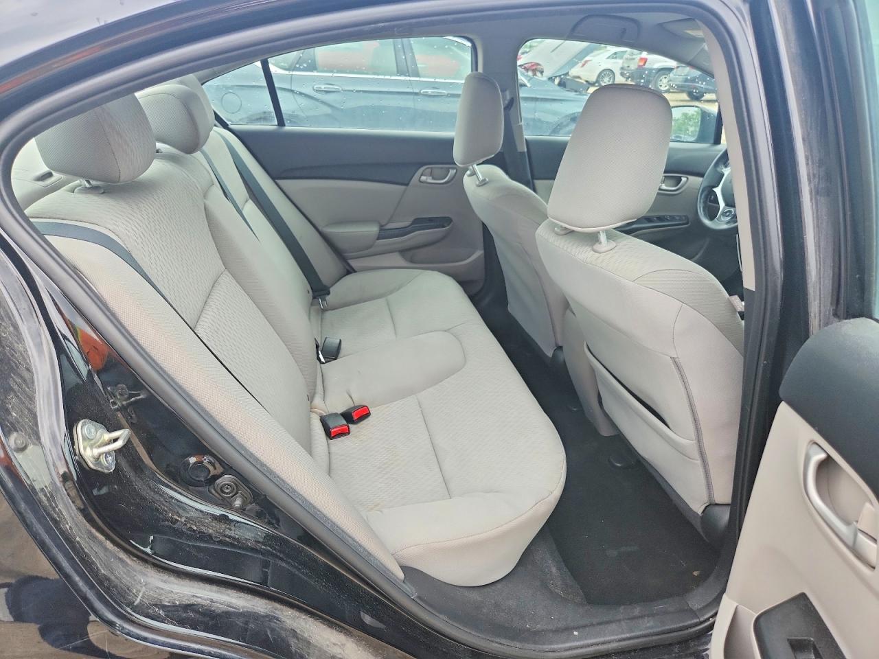 2015 HONDA CIVIC LX photo 19