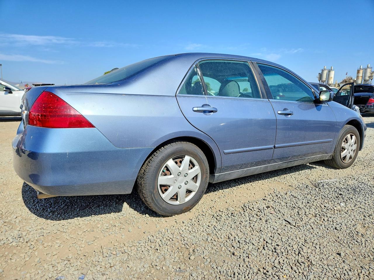 2007 HONDA ACCORD LX photo 3
