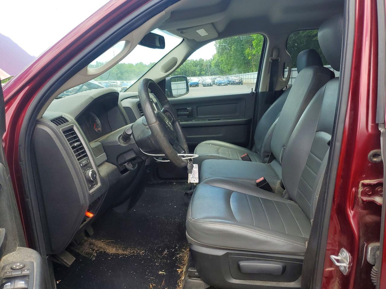 2018 RAM 1500 ST photo 13
