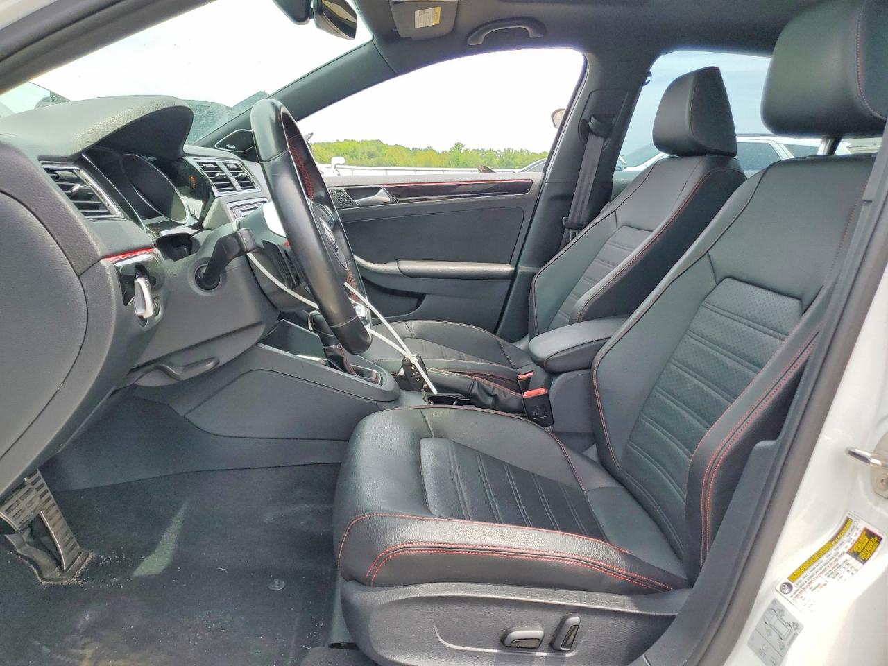 2017 VOLKSWAGEN JETTA GLI photo 13