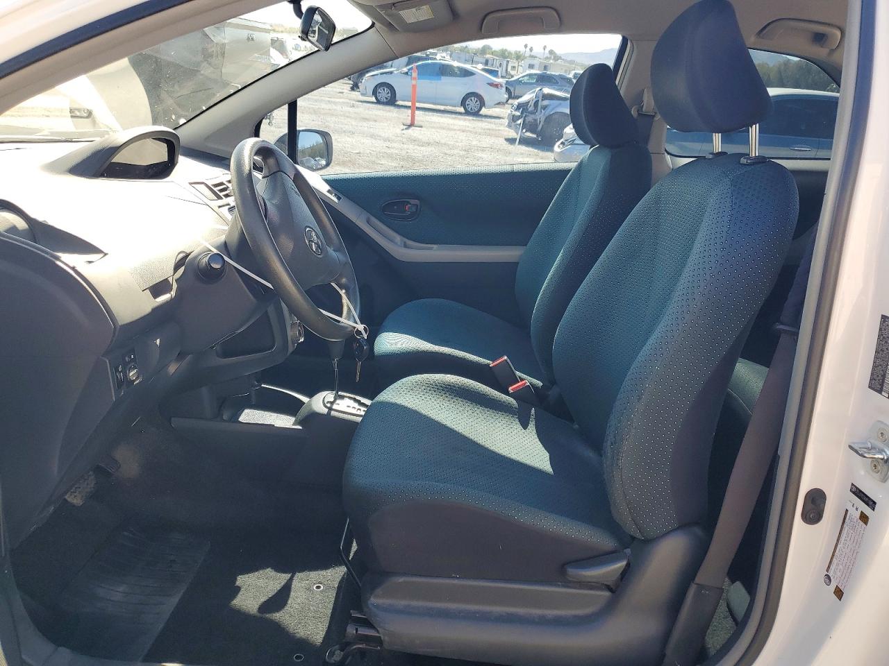 2008 TOYOTA YARIS BASE photo 19