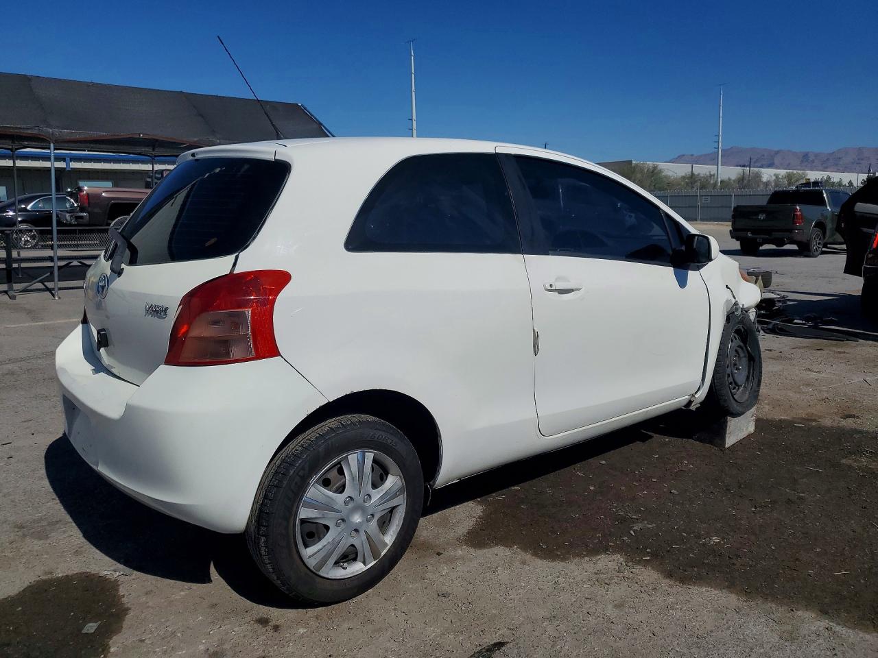 2008 TOYOTA YARIS BASE photo 7
