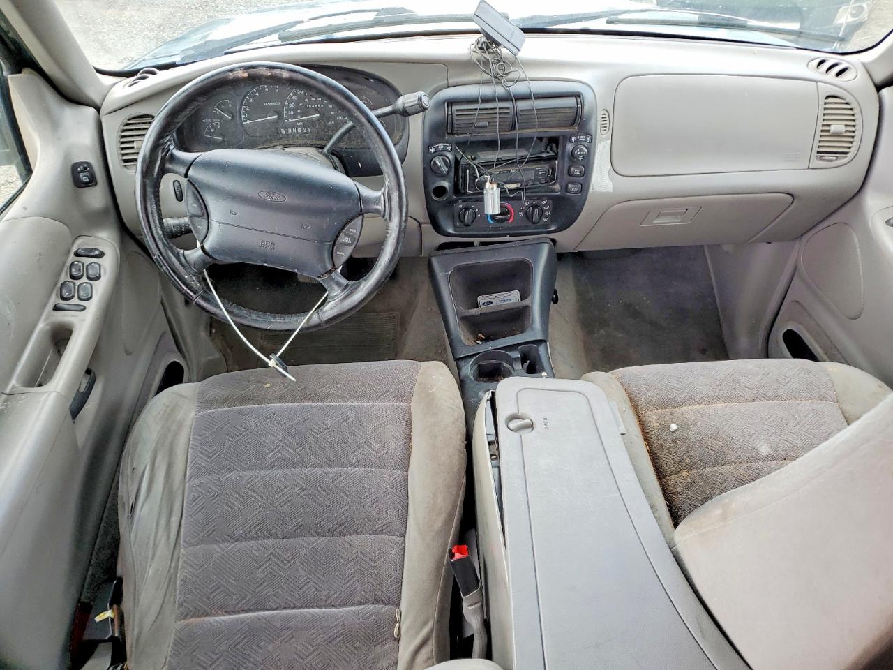 2000 FORD EXPLORER XLT photo 15