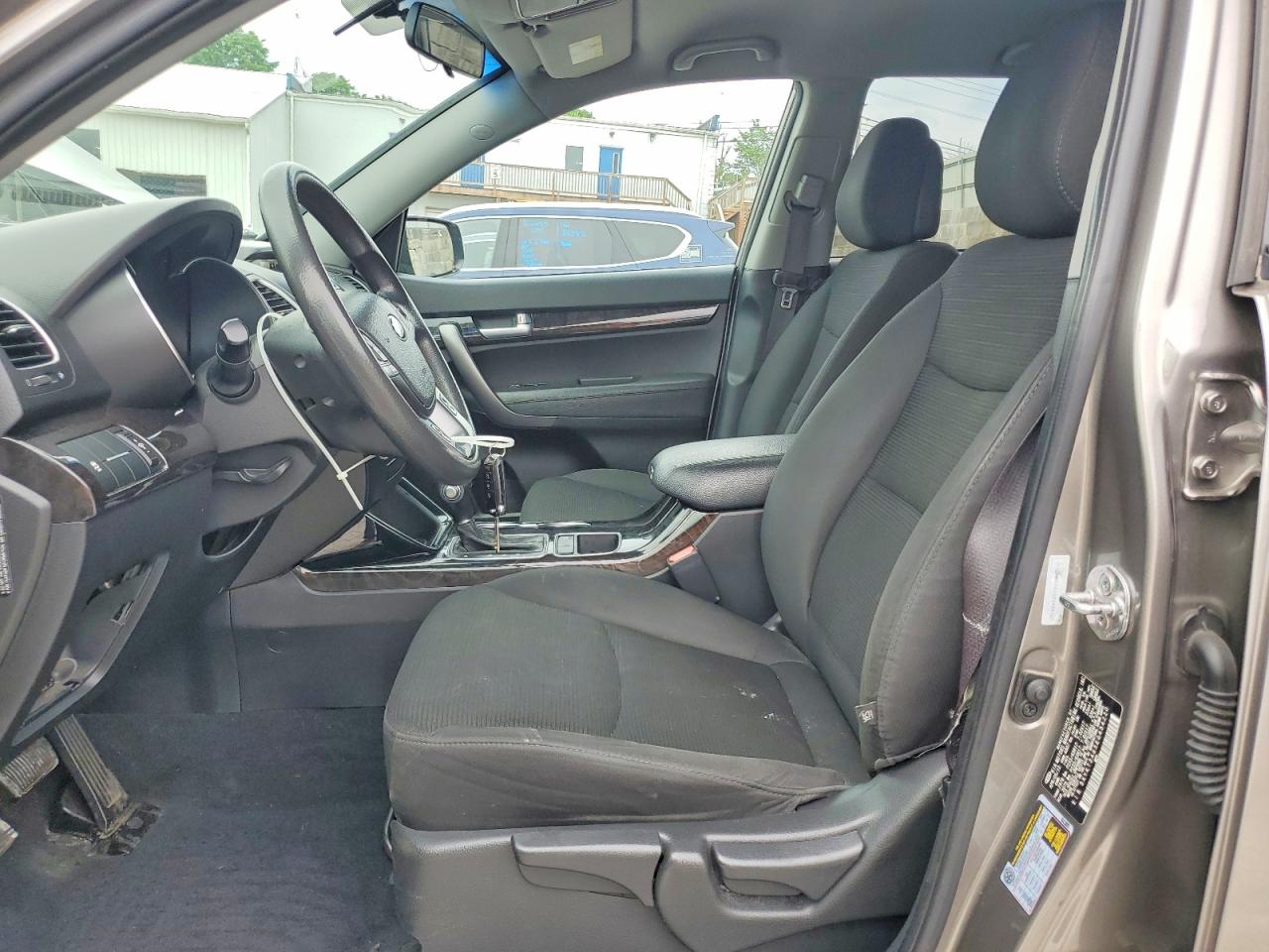 2014 KIA SORENTO LX photo 19