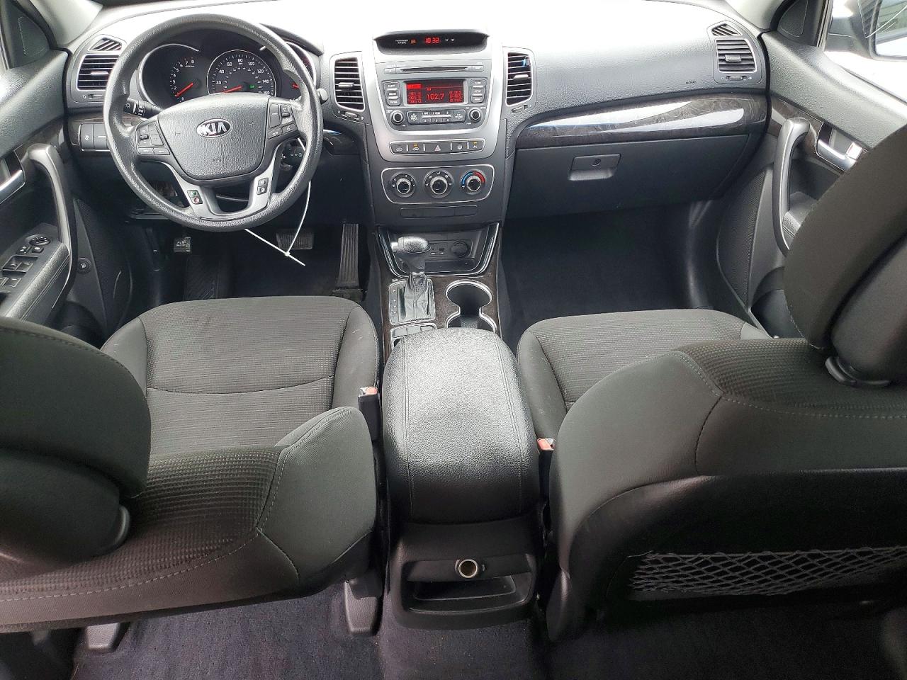 2014 KIA SORENTO LX photo 22