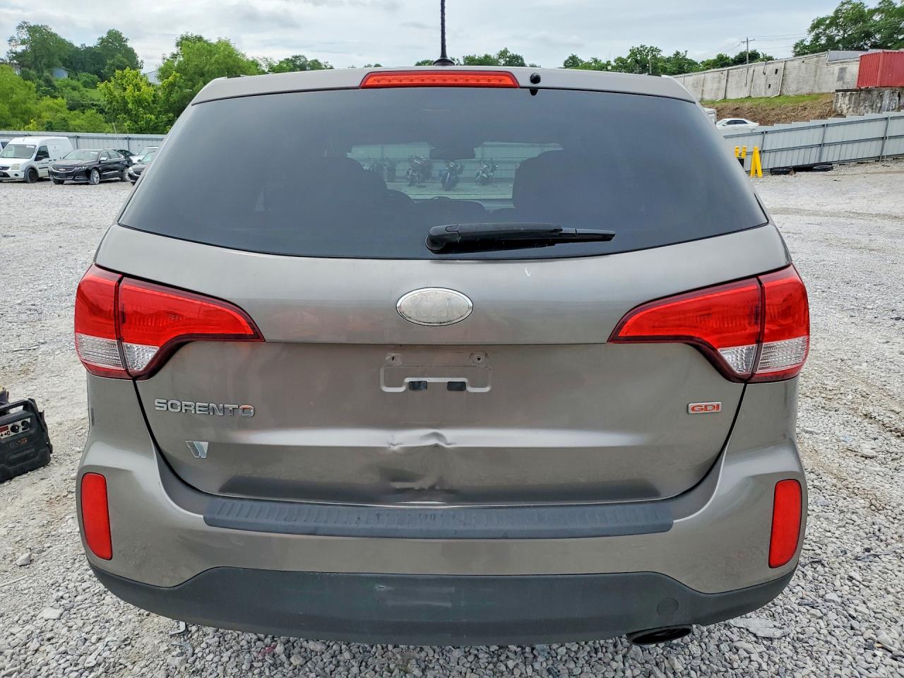 2014 KIA SORENTO LX photo 16