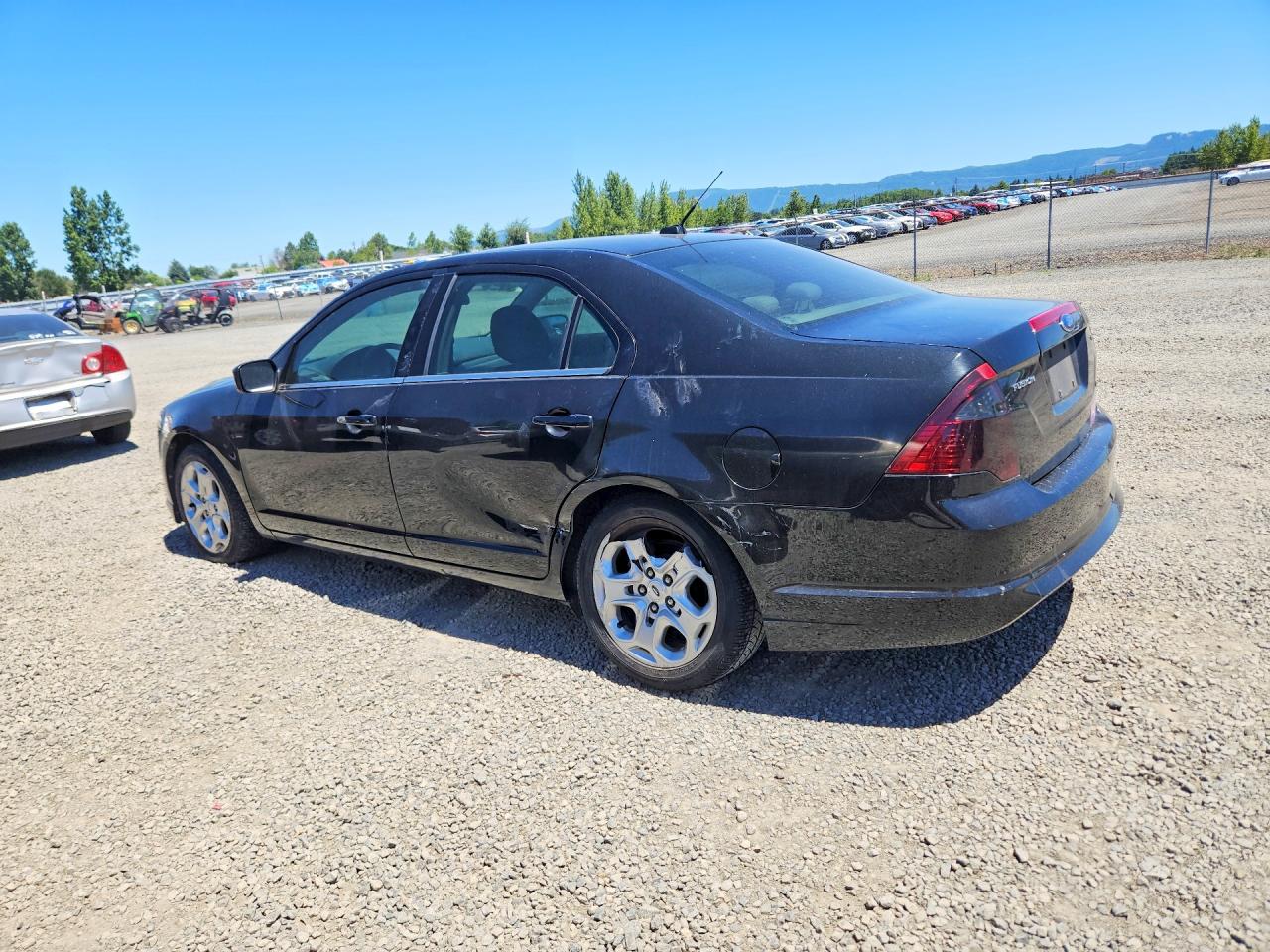 2010 FORD FUSION SE photo 3