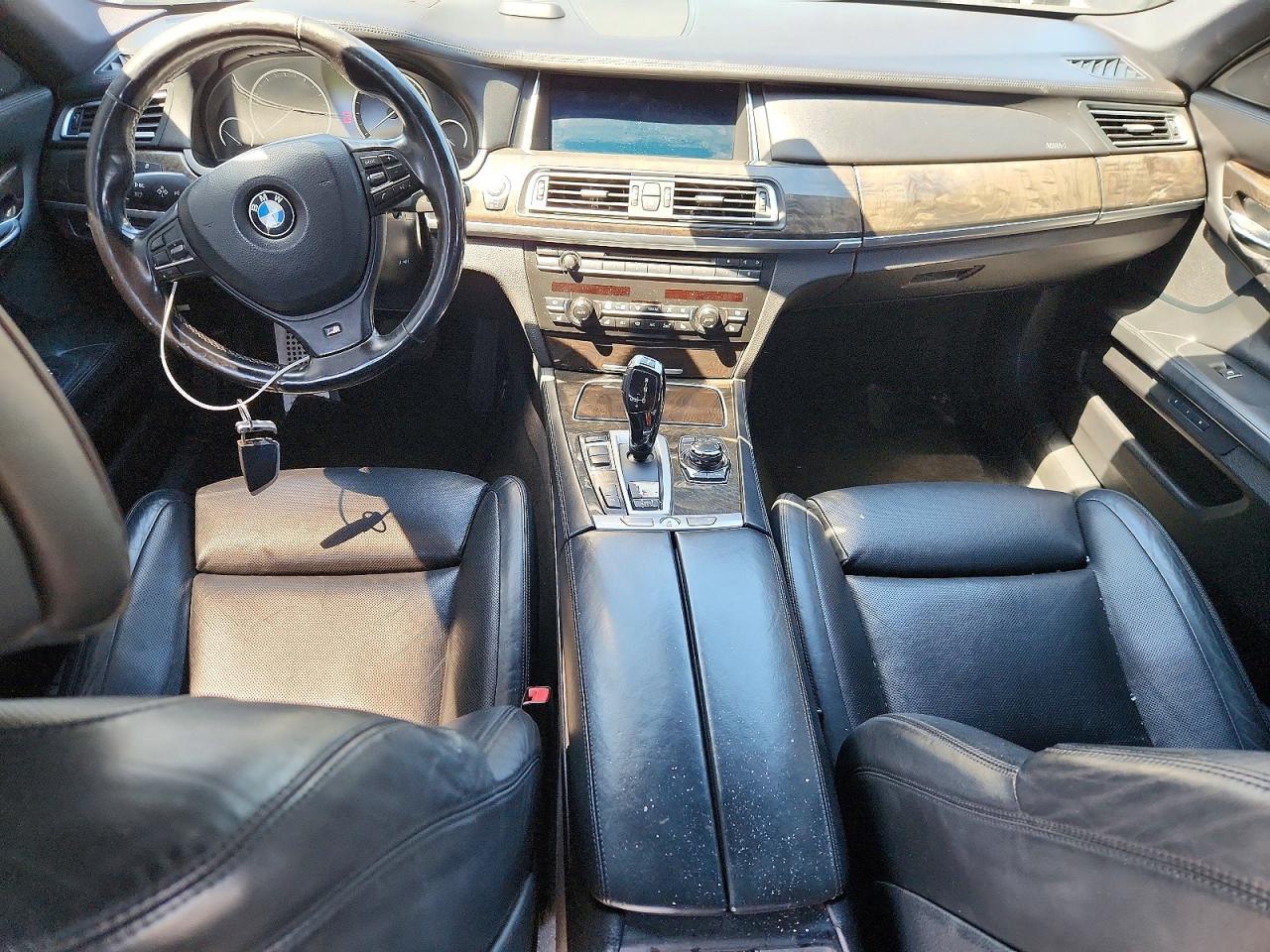 2013 BMW 750 LXI photo 15