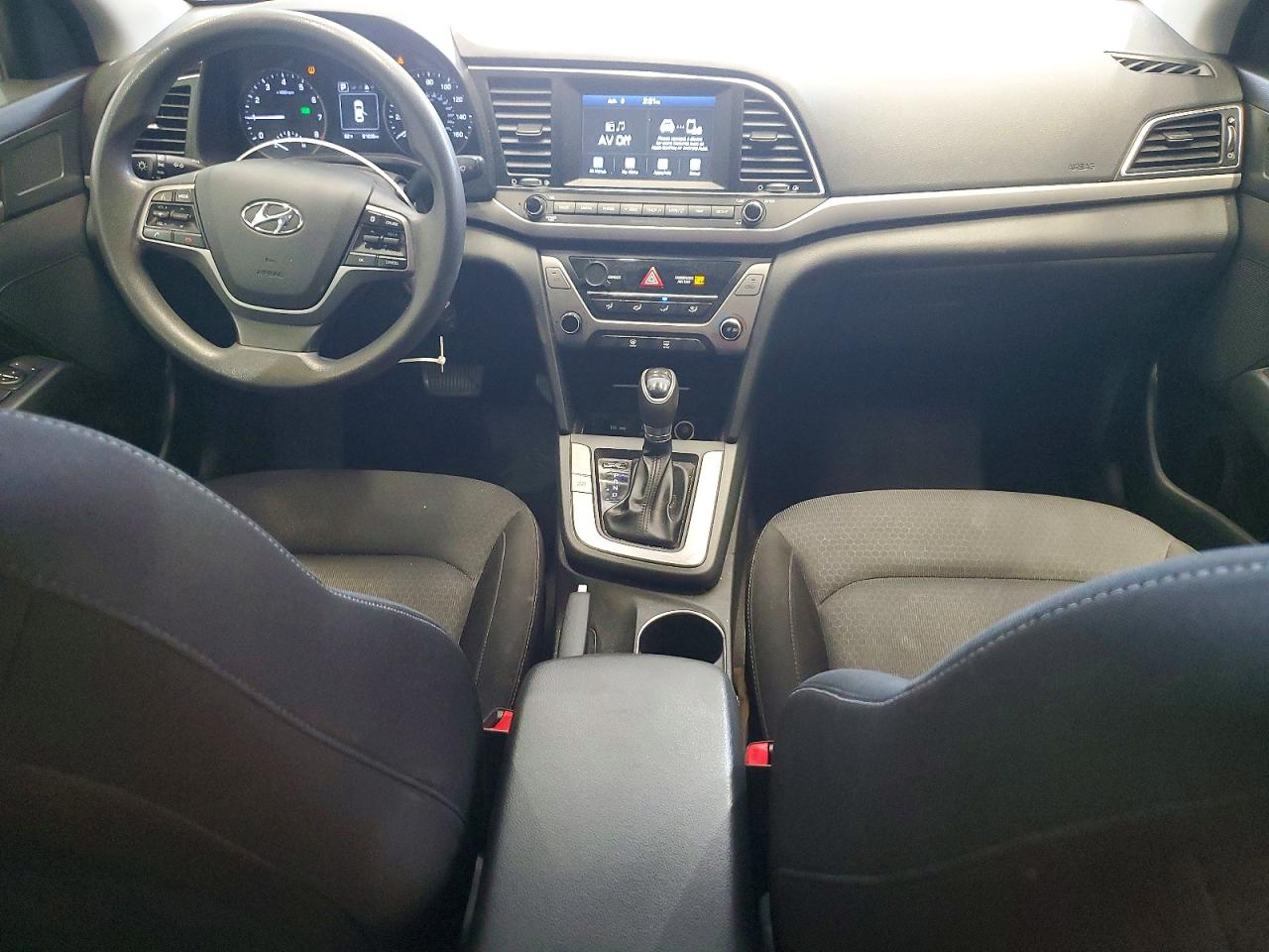 2018 HYUNDAI ELANTRA SEL photo 8