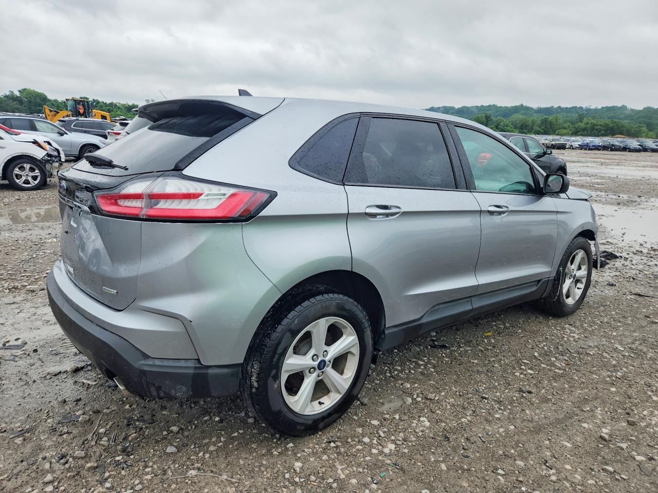 2020 FORD EDGE SE photo 5