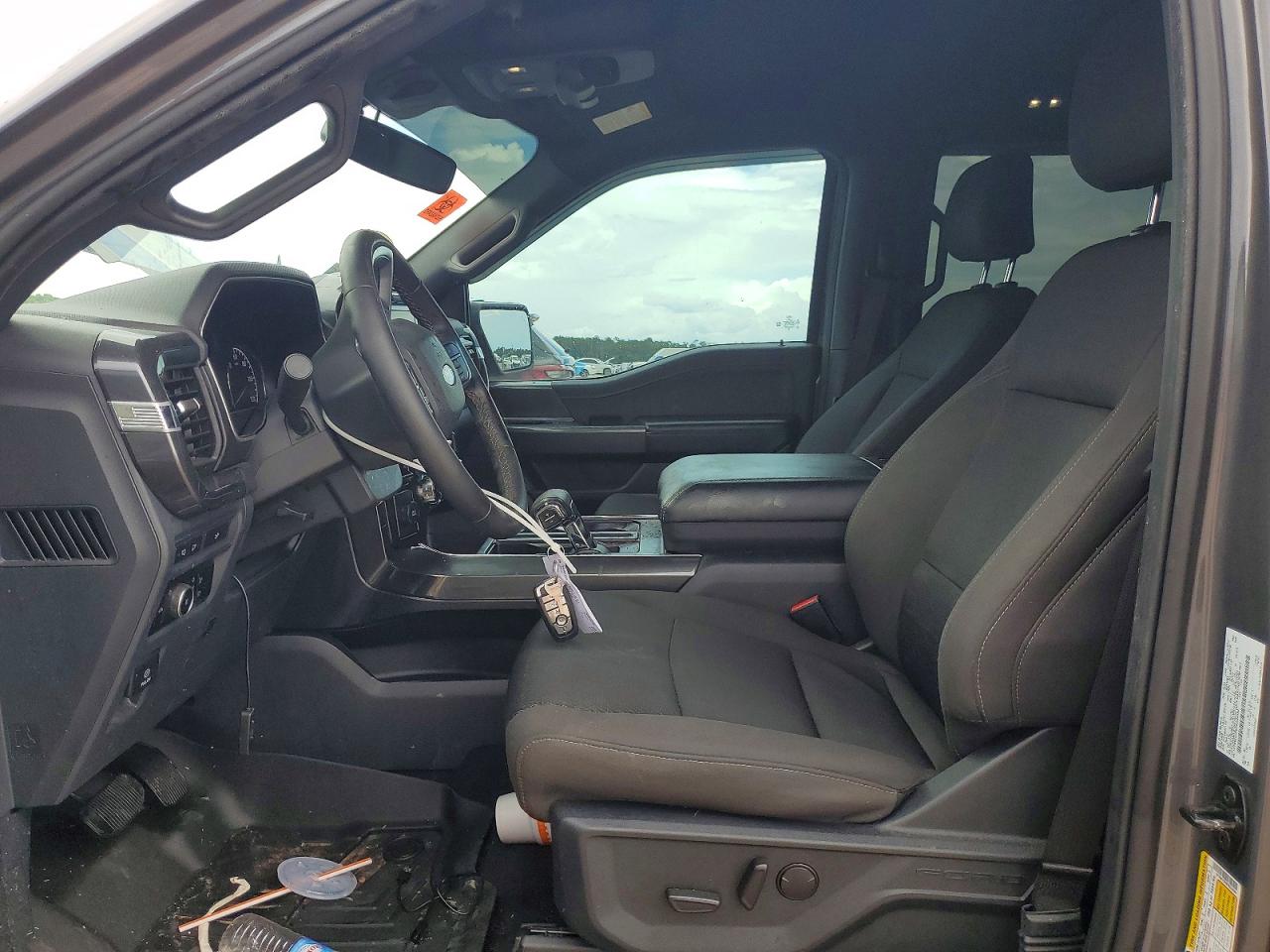 2023 FORD F150 SUPERCREW photo 13
