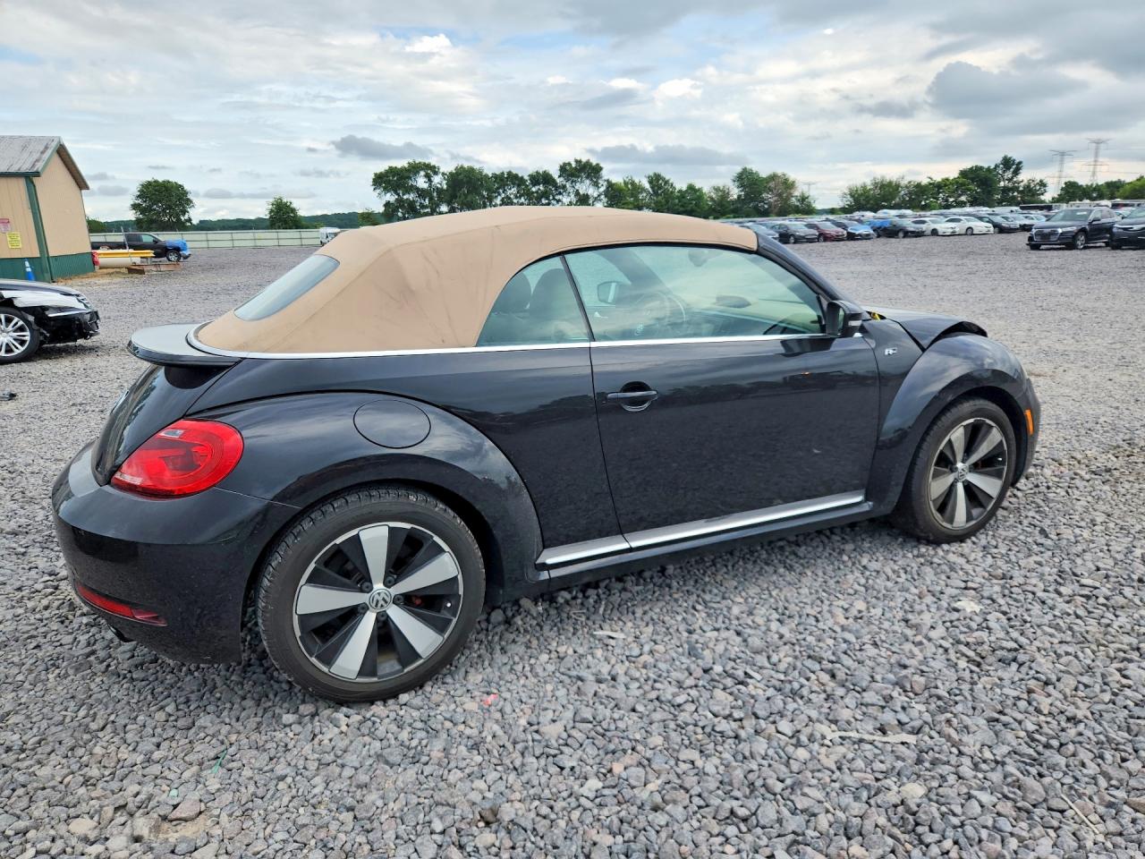 2016 VOLKSWAGEN BEETLE R-LINE photo 7