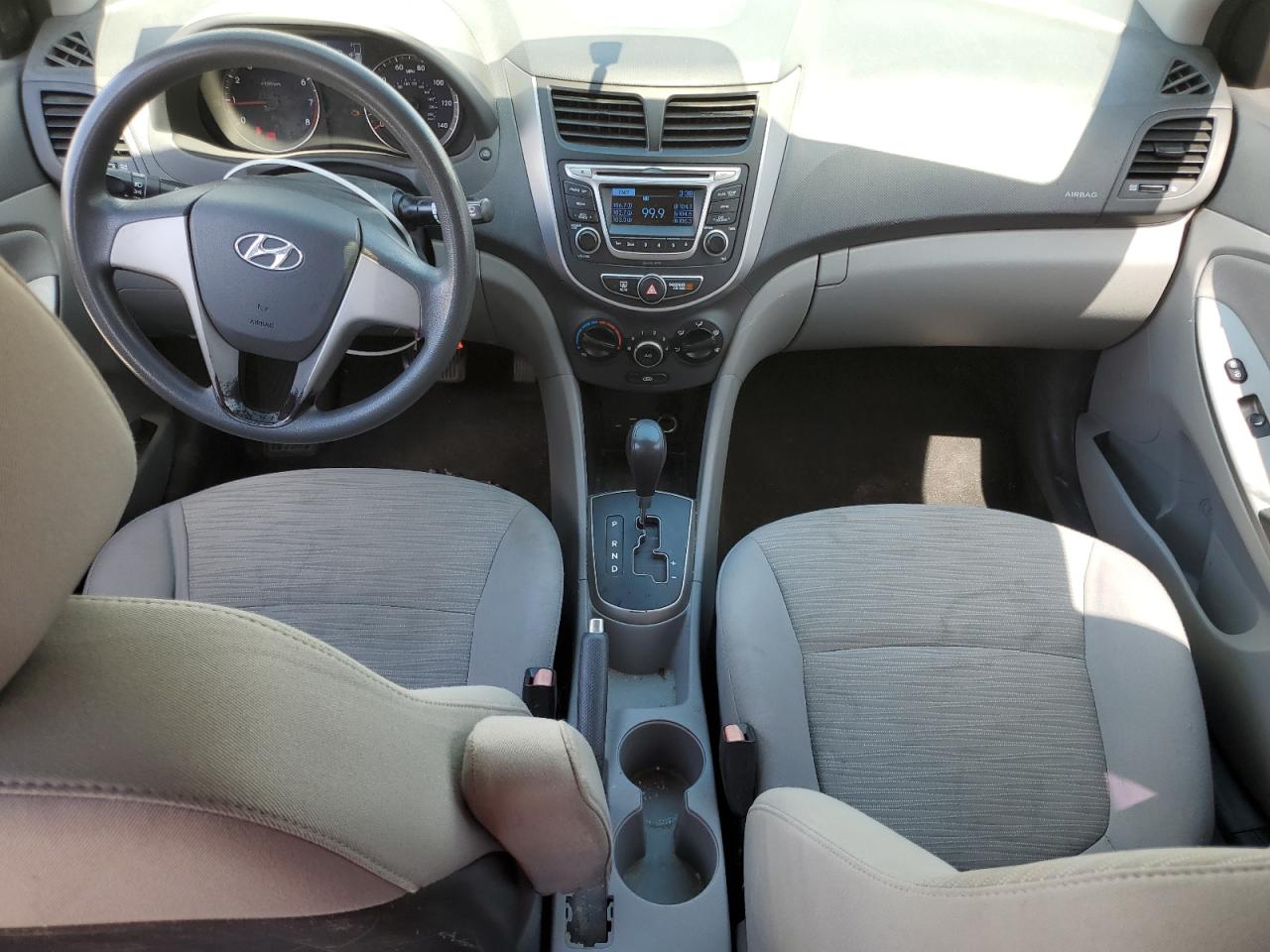 2016 HYUNDAI ACCENT SE photo 22