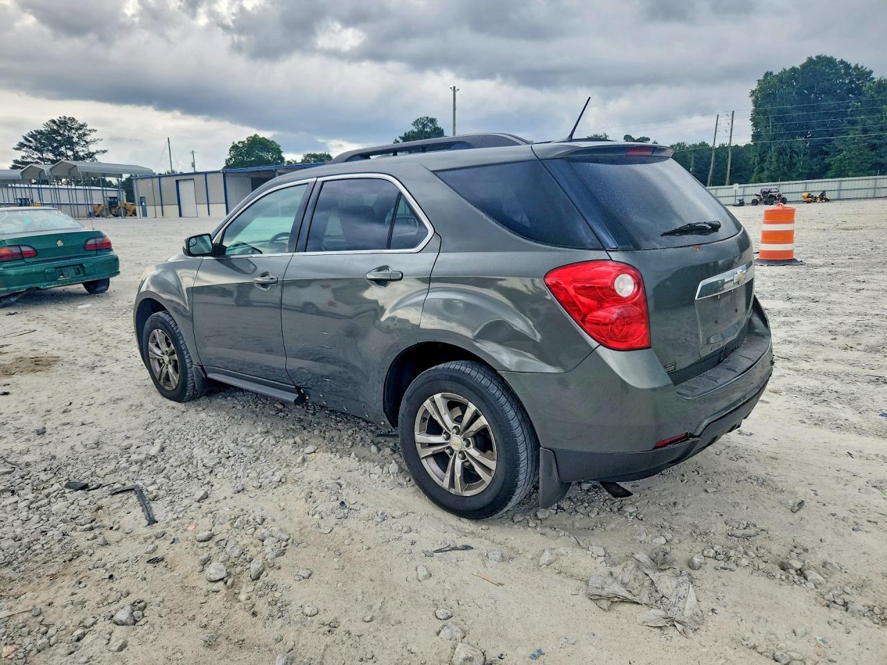 2013 CHEVROLET EQUINOX LT photo 3