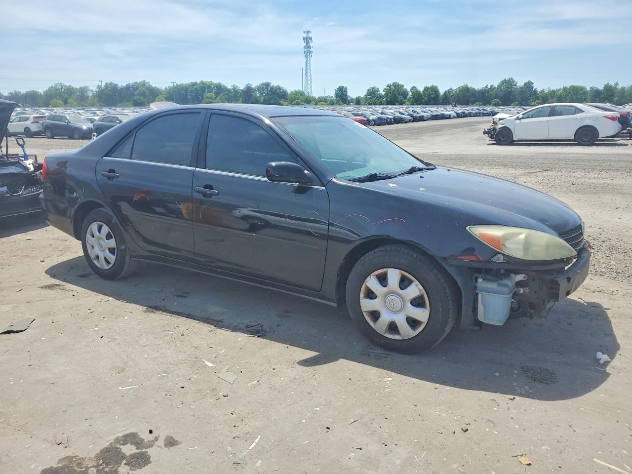 2004 TOYOTA CAMRY LE photo 7