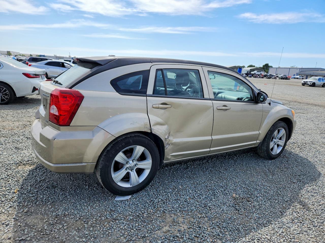 2010 DODGE CALIBER SXT photo 5