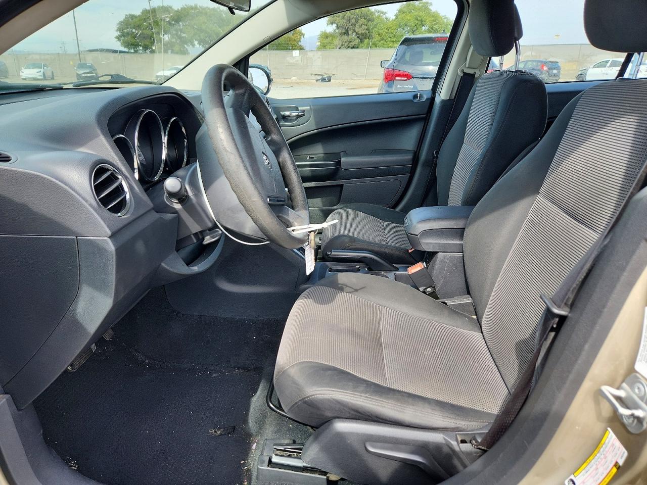2010 DODGE CALIBER SXT photo 13