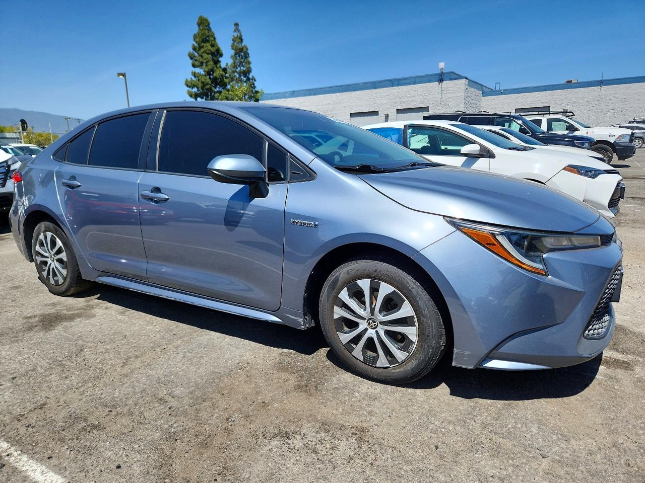 2020 TOYOTA COROLLA LE photo 10