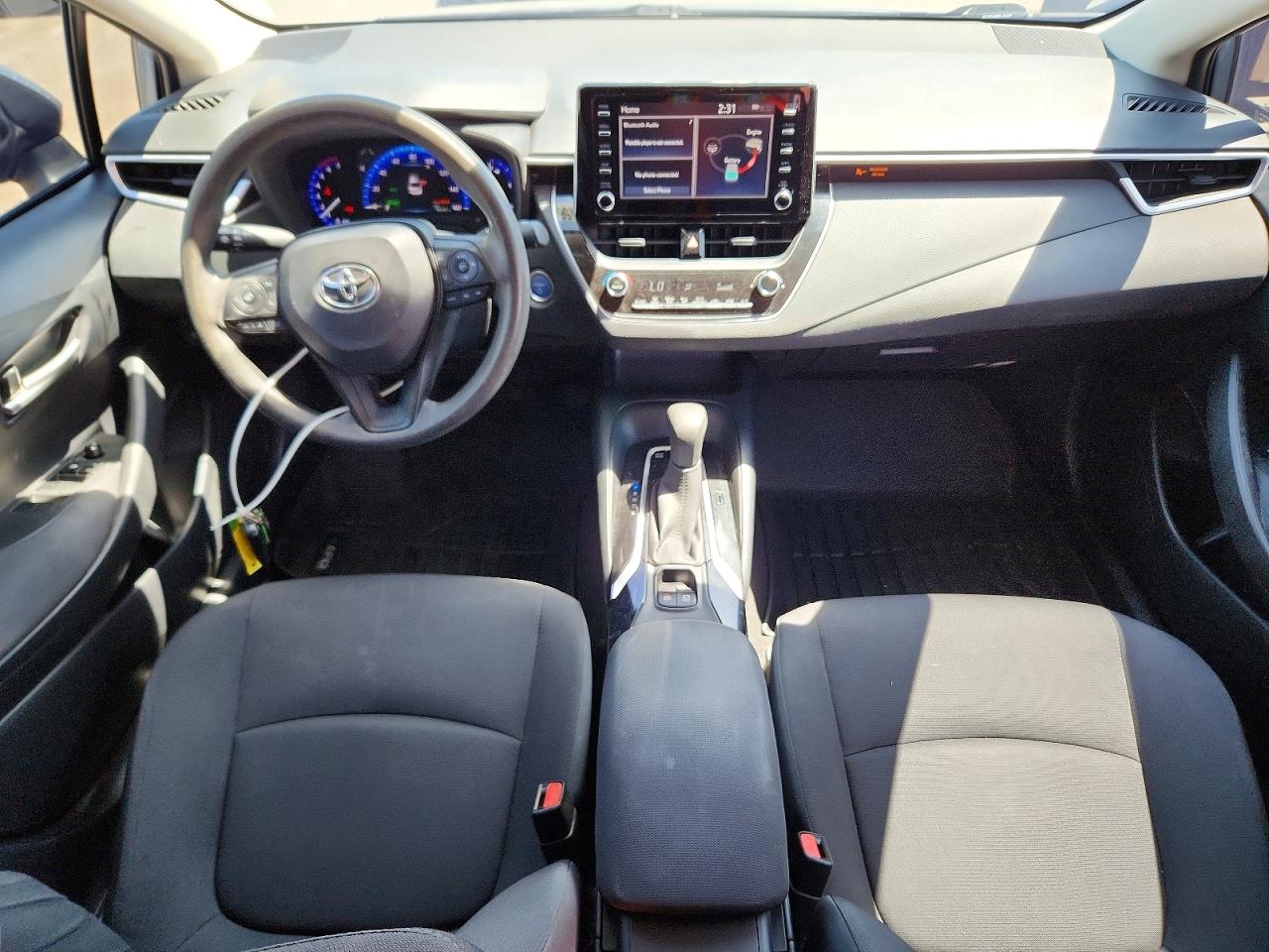2020 TOYOTA COROLLA LE photo 22