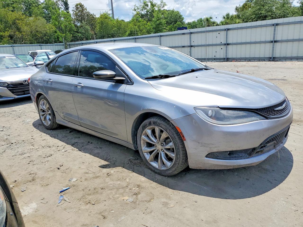 2015 CHRYSLER 200 S photo 10