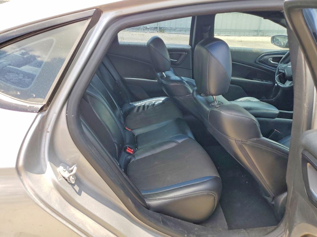 2015 CHRYSLER 200 S photo 28