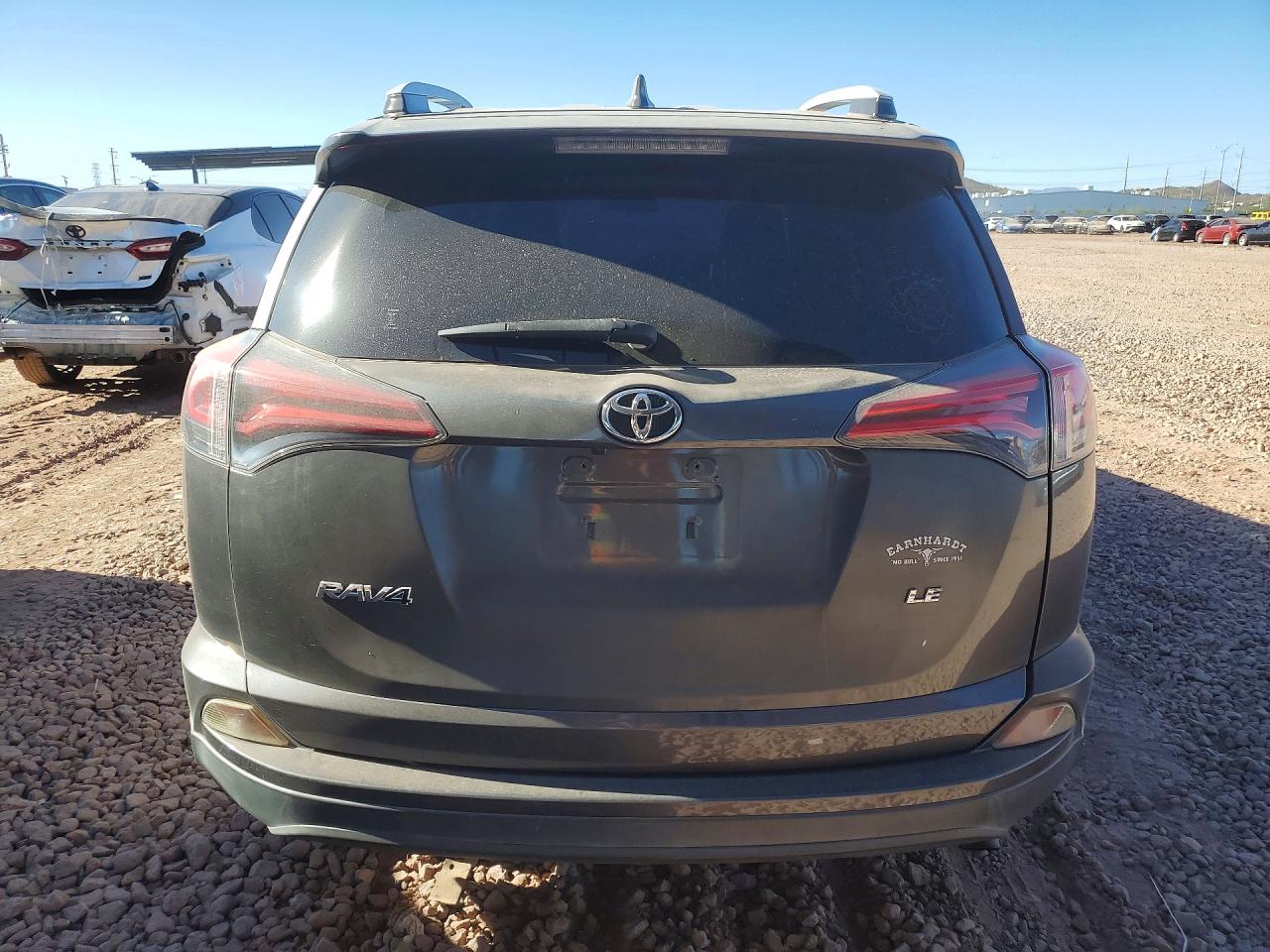 2016 TOYOTA RAV4 LE photo 6