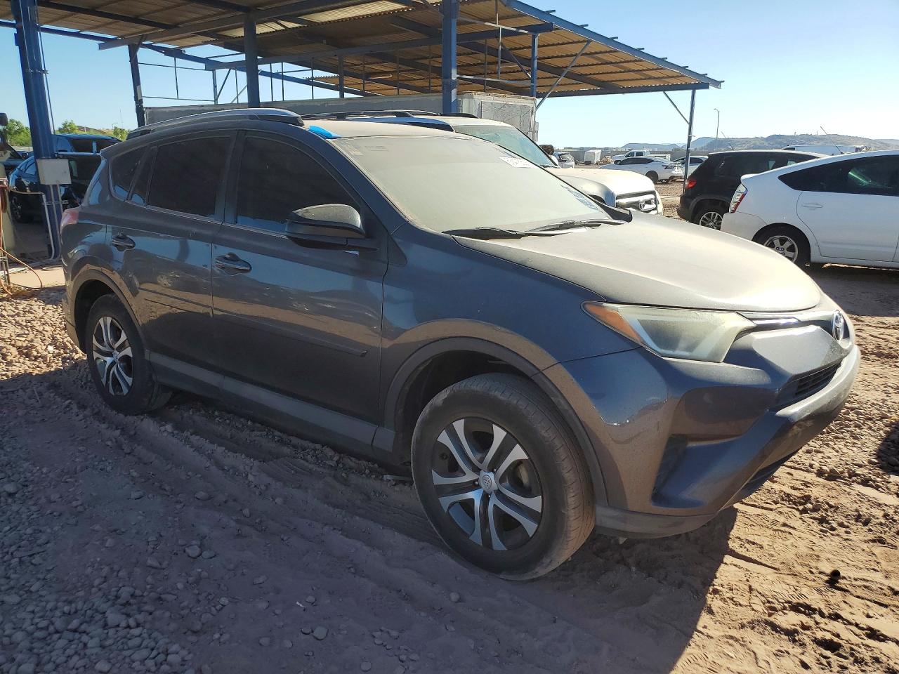 2016 TOYOTA RAV4 LE photo 4