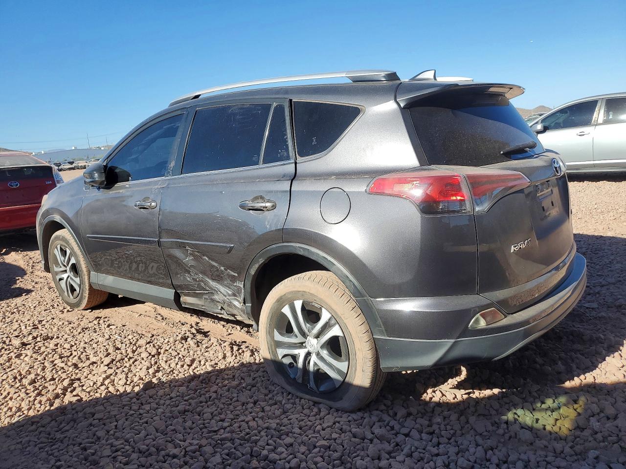 2016 TOYOTA RAV4 LE photo 2