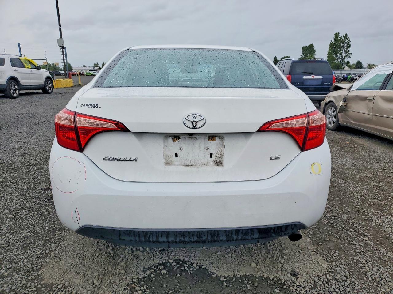 2019 TOYOTA COROLLA LE photo 6