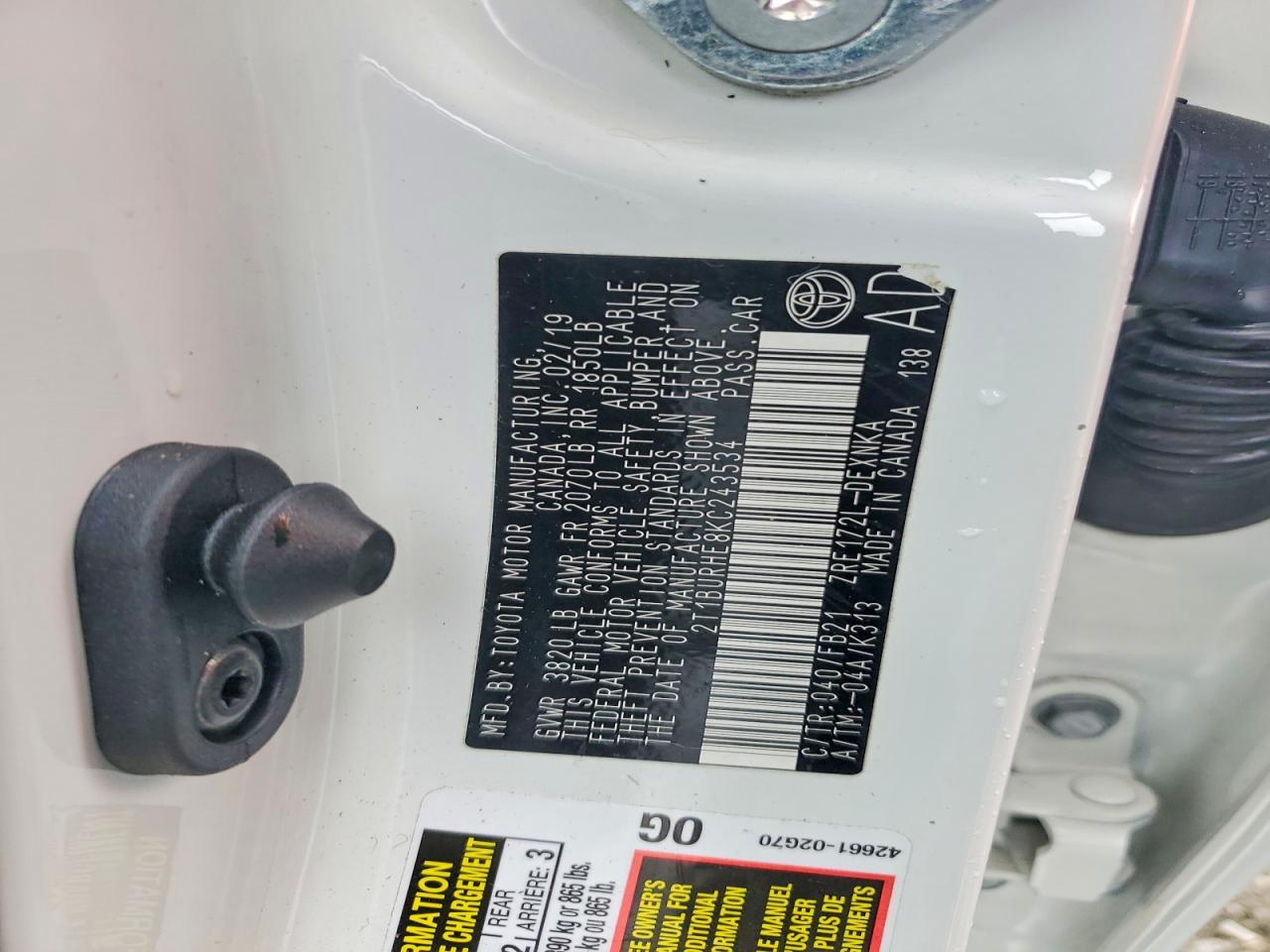 2019 TOYOTA COROLLA LE photo 12