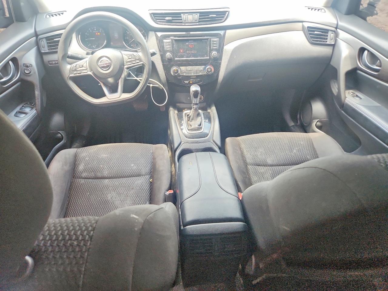 2019 NISSAN ROGUE SPORT S photo 22