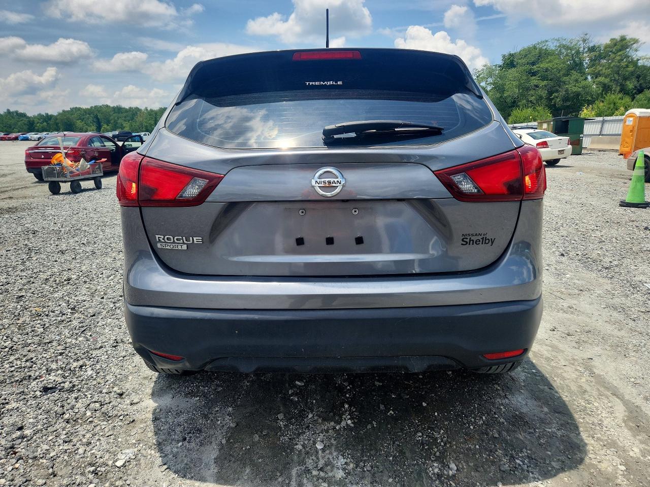 2019 NISSAN ROGUE SPORT S photo 16