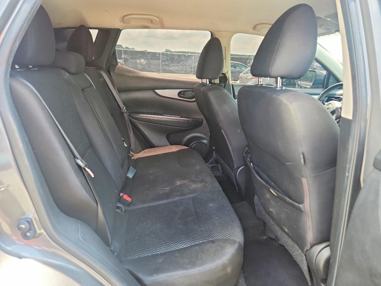 2019 NISSAN ROGUE SPORT S photo 28