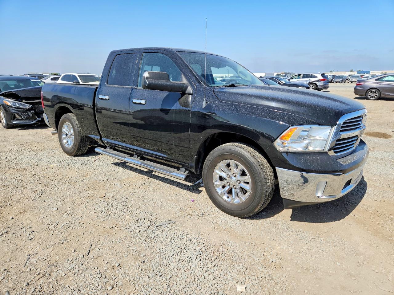 2013 RAM 1500 SLT photo 4
