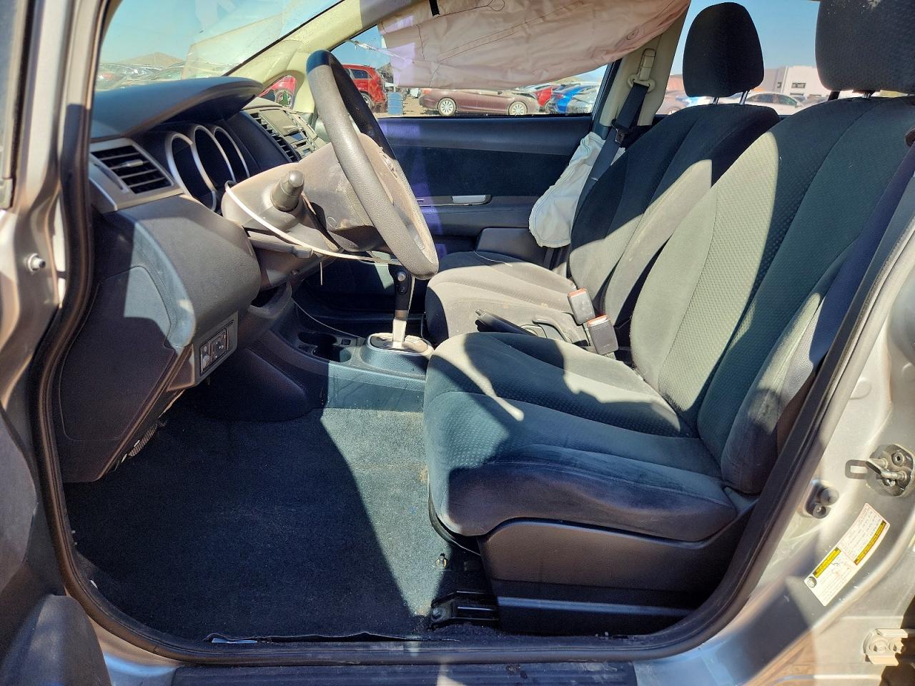 2011 NISSAN VERSA 1.8 S photo 19
