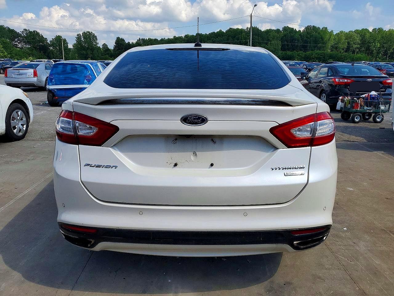 2016 FORD FUSION photo 11